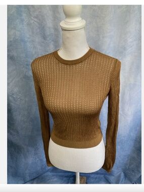 Free People long sleeved crew neck sweater